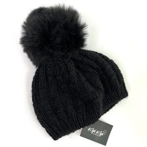 KYI KYI Cable Knit Beret With Faux Fur Pom Black NEW